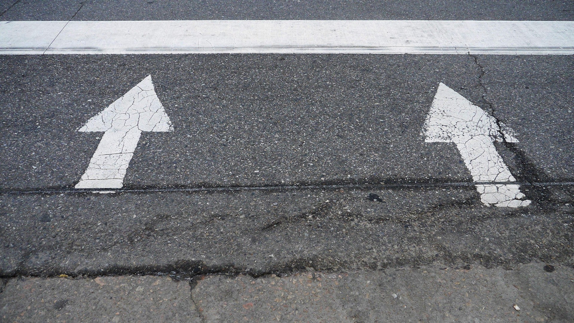 BINARYCUBE GMBH - Rüchligweg 55 - 4125 Riehen – Basel  - Schweiz // Vollumfängliche Informatiklösungen / ERP / CRM / Applikationen / Datenbanken / Konzeptionierung / Gesamt-Koordinationen / Erhaltungsplanung / Ingenieurwesen / Netzwerk / Software-Entwicklung / Schulungen / Projektportfolio / Infrastruktur-Koordination / GIS / Schnittstellen und weiteres